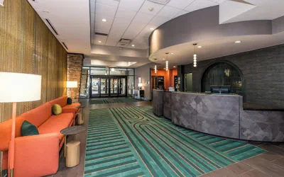 Photo 2 - voco The Clair Cincinnati Downtown by IHG