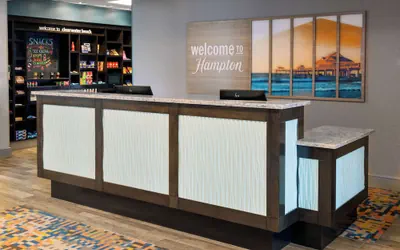Photo 4 - Hampton Inn & Suites Clearwater Beach