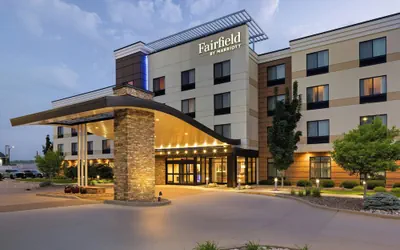 Photo 2 - Fairfield Inn & Suites by Marriott La Crosse Downtown