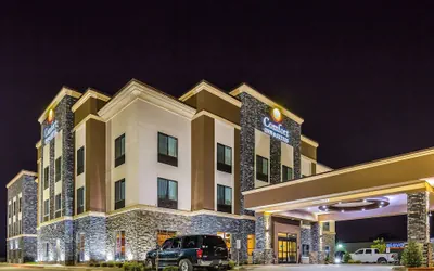 Photo 2 - Comfort Inn & Suites Moore - Oklahoma City