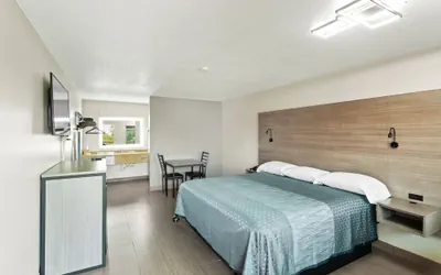 Photo 4 - Siesta Inn McAllen
