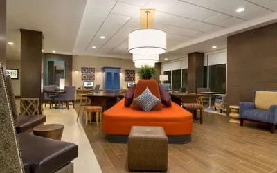 Photo 4 - Home2 Suites by Hilton Phoenix Chandler