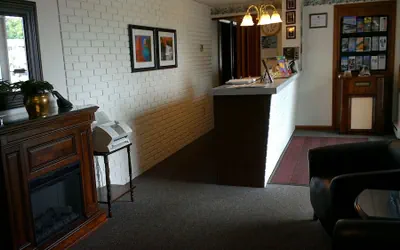 Photo 5 - Brentwood Motor Inn