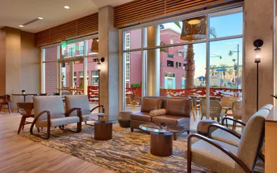 Photo 4 - Hyatt Place Emeryville/San Francisco Bay Area
