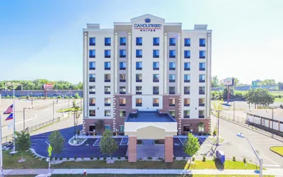 Photo 2 - Candlewood Suites Hartford Downtown by IHG