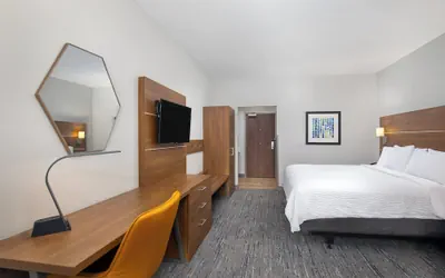 Photo 4 - Holiday Inn Express & Suites Carrollton West by IHG