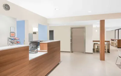 Photo 3 - Microtel Inn & Suites By Wyndham Binghamton