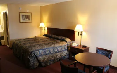 Photo 4 - Western Inn