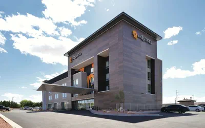 Photo 2 - La Quinta Inn & Suites by Wyndham Page at Lake Powell