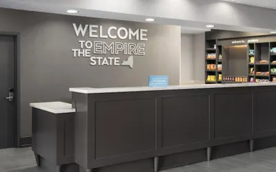 Photo 5 - Hampton Inn & Suites Yonkers - Westchester