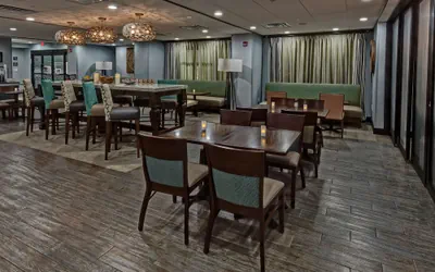 Photo 4 - Hampton Inn Summerville SC