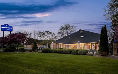 AmericInn by Wyndham Delafield-Waukesha-Milwaukee