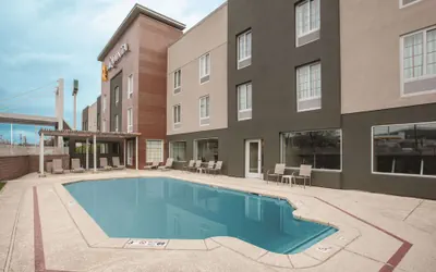 Photo 2 - La Quinta Inn & Suites by Wyndham New Cumberland-Harrisburg