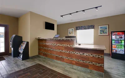 Photo 4 - Studio 6 Odessa, TX