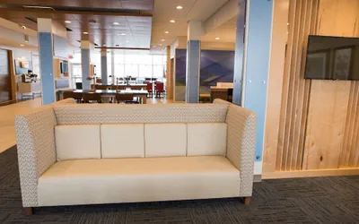 Photo 3 - Holiday Inn Express & Suites Marietta by IHG