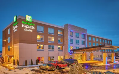 Photo 2 - Holiday Inn Express & Suites Hermiston Downtown by IHG