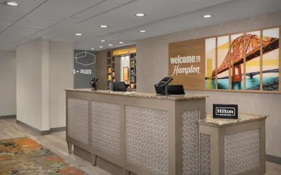 Photo 3 - Hampton Inn & Suites St. Louis/Alton