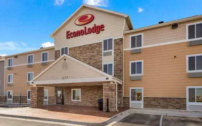 Photo 2 - Econo Lodge Burlington I-70