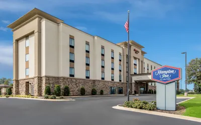 Photo 2 - Hampton Inn Paragould