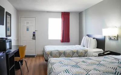 Photo 4 - Motel 6 Rolla, MO