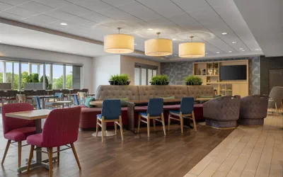 Photo 3 - Home2 Suites by Hilton Middletown