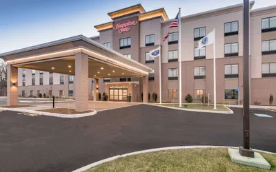 Photo 2 - Hampton Inn Boston - Westborough
