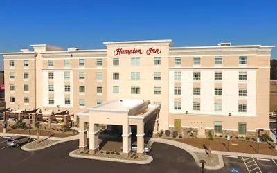 Photo 2 - Hampton Inn Lumberton