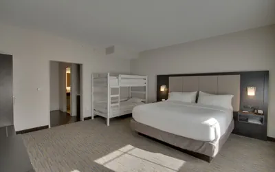 Photo 5 - Holiday Inn Express & Suites Charleston NE Mt Pleasant US17 by IHG