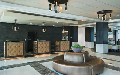 Photo 4 - Oxford Suites Sonoma County