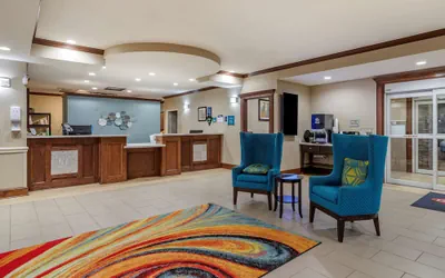Photo 3 - Best Western Plus Galveston Suites