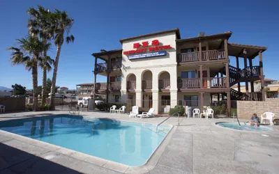 Photo 2 - Palms Inn & Suites