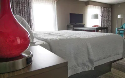 Photo 4 - Hampton Inn & Suites Moore