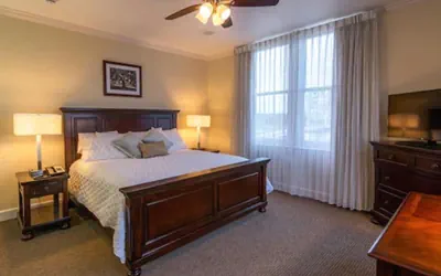 Photo 2 - Hotel Bentley