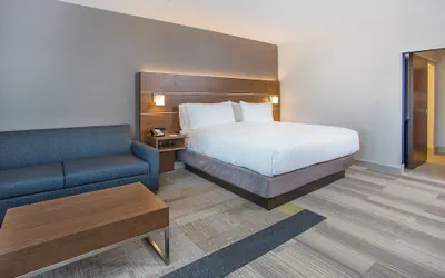 Photo 5 - Holiday Inn Express & Suites Covington by IHG