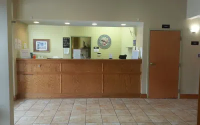 Photo 4 - Super 8 by Wyndham Pascagoula