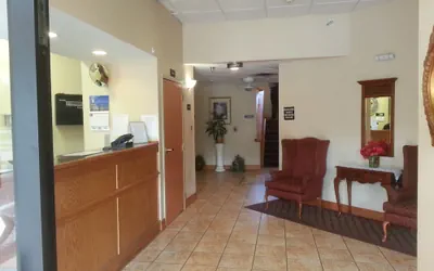 Photo 3 - Super 8 by Wyndham Pascagoula