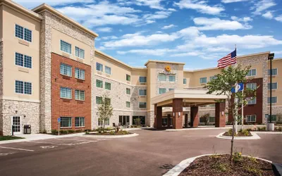 Photo 2 - La Quinta Inn & Suites by Wyndham St. Paul-Woodbury