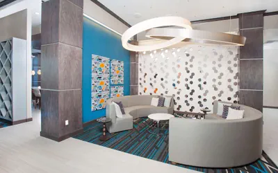 Photo 3 - Hampton Inn & Suites LAX El Segundo