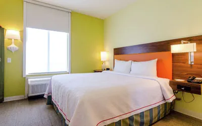 Photo 4 - Home2 Suites by Hilton Portland