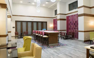 Photo 3 - Hampton Inn & Suites Bay City