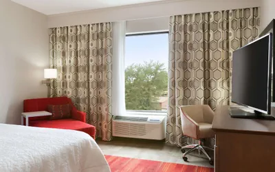 Photo 5 - Hampton Inn North Olmsted Cleveland Airport
