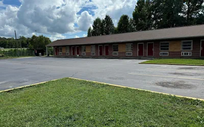 Photo 2 - Travel Inn Danville US-29