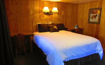 Photo 4 - The Amoretti Hotel