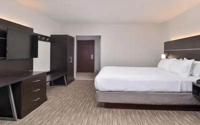 Photo 5 - Holiday Inn Express & Suites Parkersburg East by IHG
