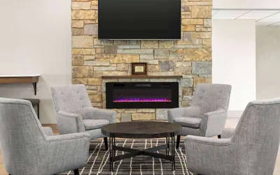 Photo 4 - AmericInn by Wyndham La Crosse Riverfront-Conference Center