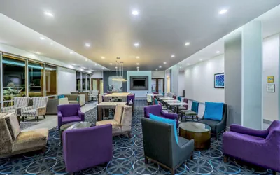 Photo 4 - La Quinta Inn & Suites by Wyndham Houston Cypress
