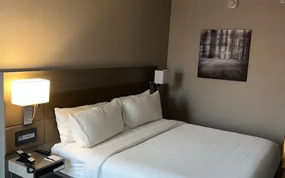 Photo 5 - AC Hotel Des Moines East Village