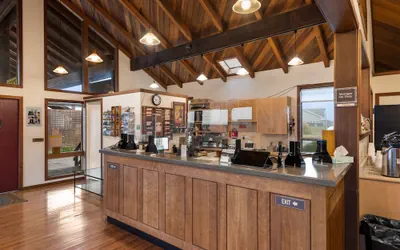 Photo 3 - Harbor Lite Lodge