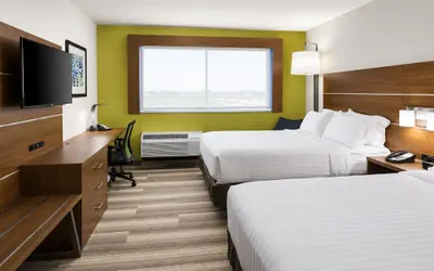 Photo 4 - Holiday Inn Express Visalia Sequoia Gateway Area by IHG