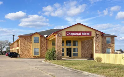 Photo 2 - Chaparral Motel Victoria TX US 59